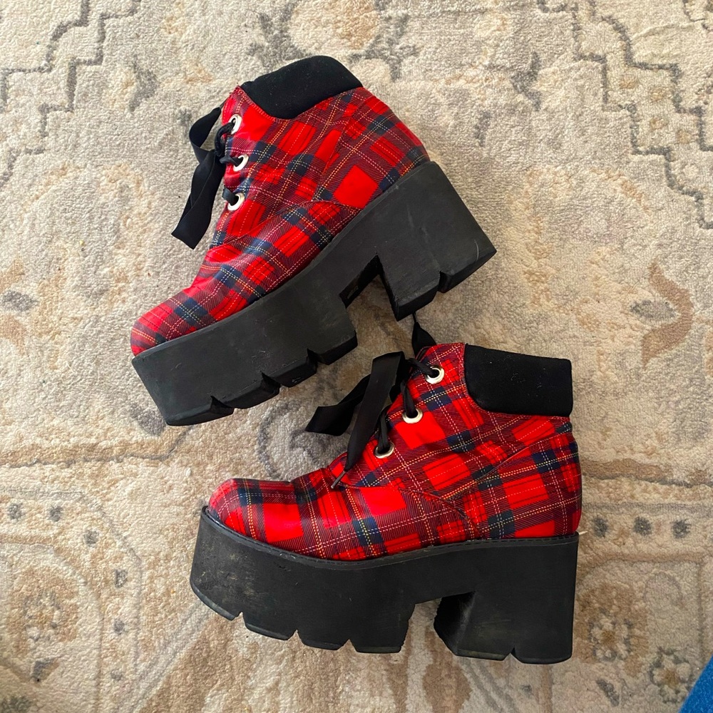 Make an offer! Dolls Kill Lamoda platform boots